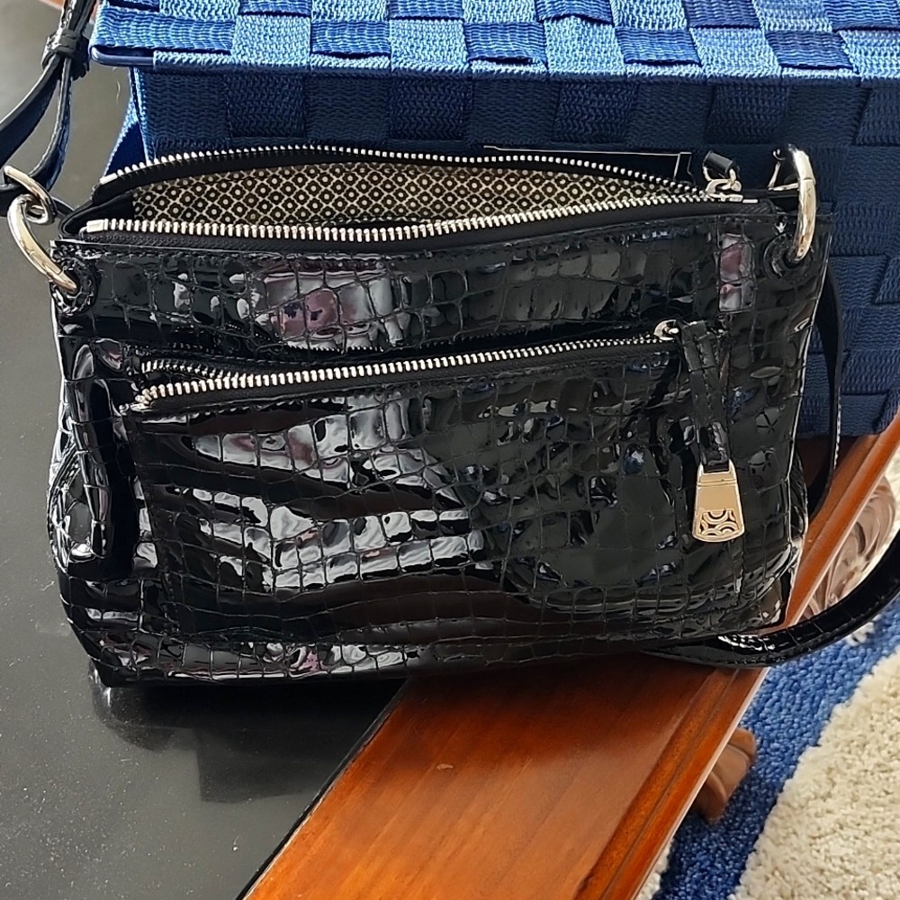 Crossbody purse